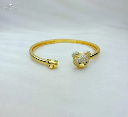 Pulseira com ursinho
