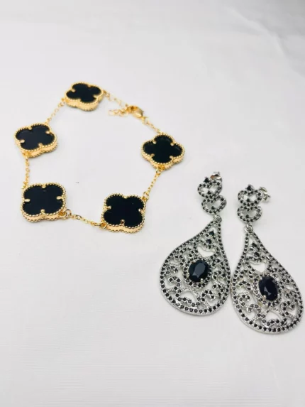 Conjunto pulseira estelar preta + brinco com pedra preta